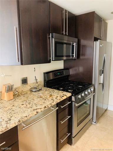 Main picture of 1120 Venetian Way