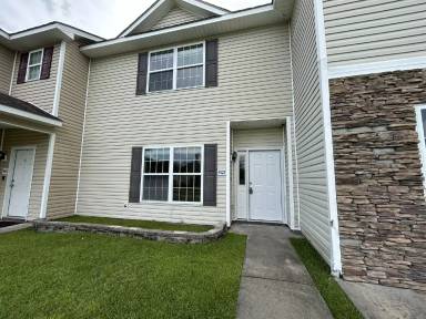 Main picture of 405 Valdez Ct