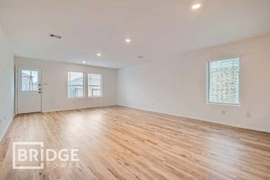 Main picture of 3219 Aster Meadow Way