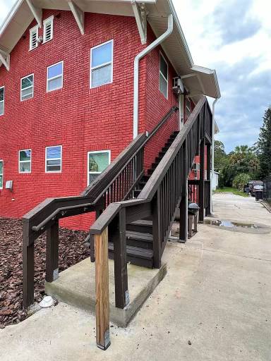 Main picture of 1761 19th St S