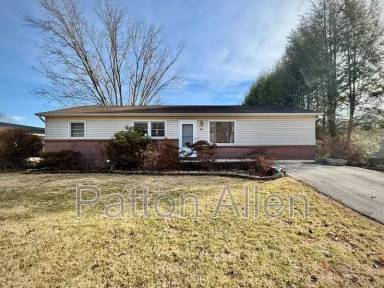 Main picture of 74 Oakdale Dr