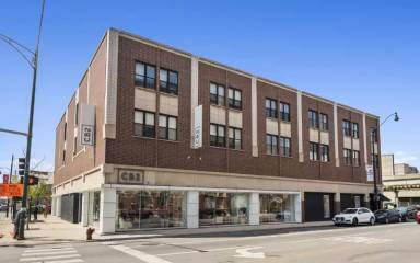 Main picture of 1600 N Halsted St