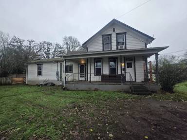 Main picture of 634 SW Church St