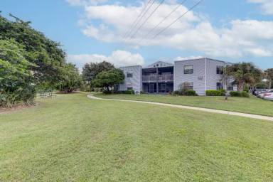 Main picture of 4004 Atrium Dr