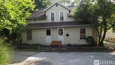 Main picture of 3 Stover Ct