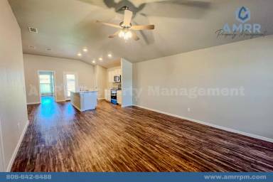 Main picture of 7310 E County Road 99 1/2