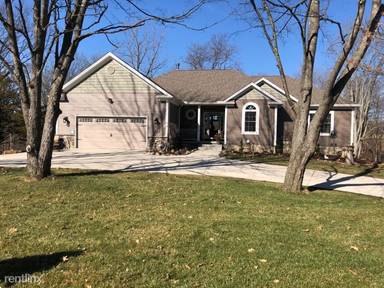 Main picture of 2210 Columbia Rd