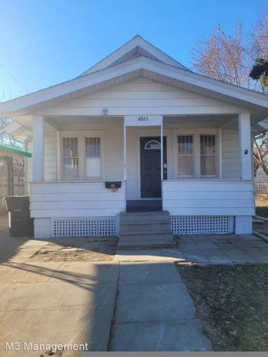Main picture of 4865 Wirt St