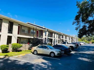 Main picture of 1698 Stuckey Ave