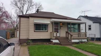 Main picture of 560 Detroit Ave