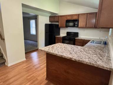 Main picture of 951 Muskegon Ave NW