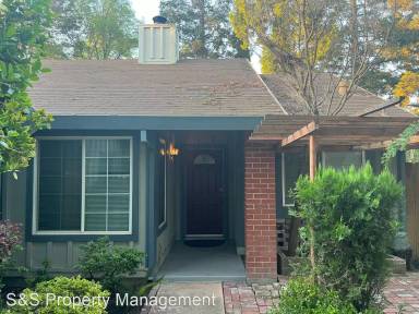 Main picture of 2870 Higgins Rd