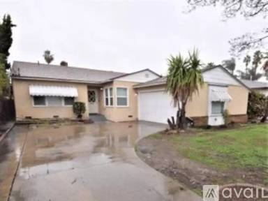 Main picture of 11851 Lemay St