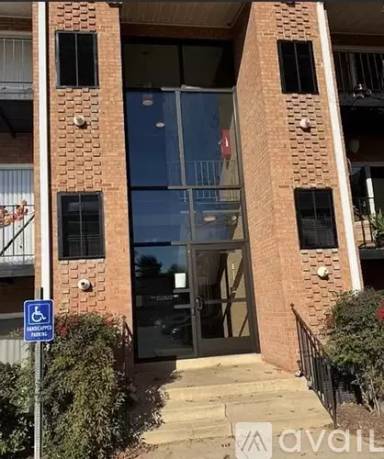 Main picture of 1805 William St