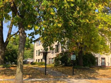 Main picture of 5918 W 35th St
