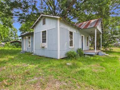 Main picture of 119 Delories St