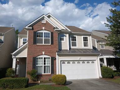 Main picture of 114 Brookview St