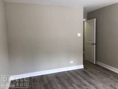 Main picture of 2545 W Fitch Ave