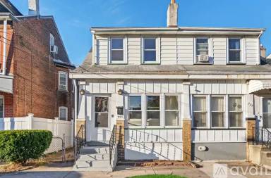 Main picture of 227 Columbus Ave