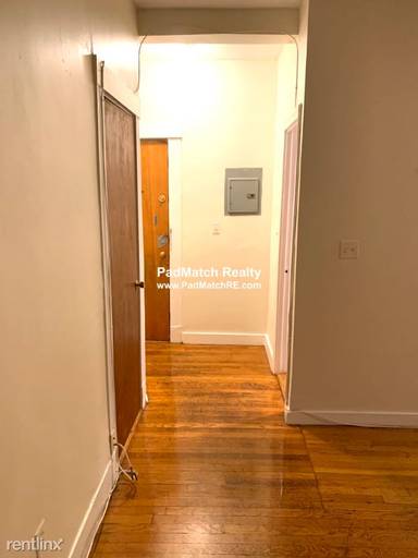 Main picture of 1412 Commonwealth Ave