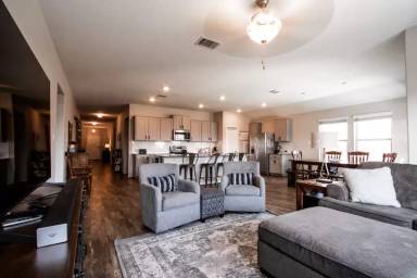 Main picture of 1008 Beefwood Cv
