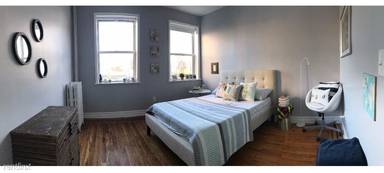 Main picture of 5907 Kennedy Blvd E