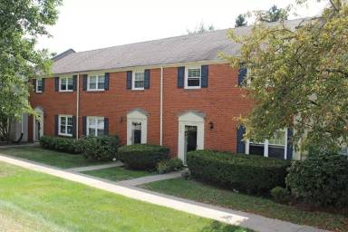 Main picture of Rossview Heights Townhomes