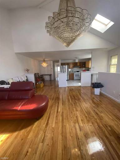 Main picture of 6914 53rd Ave