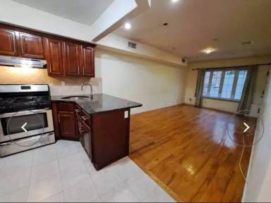 Main picture of 545 Rutland Rd
