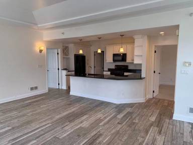 Main picture of 1000 Adams Pointe Blvd