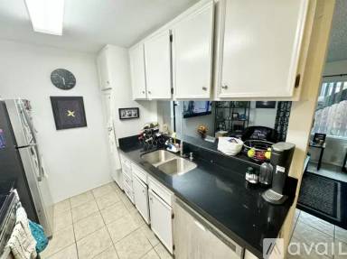 Main picture of 4550 Bancroft St