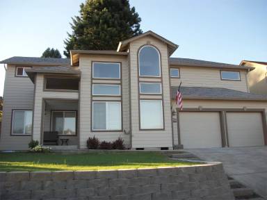 Main picture of 3910 NE 35th Cir