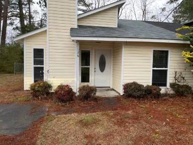 Main picture of 122 Twin Wood Dr