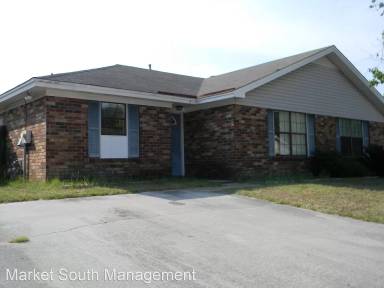 Main picture of 11 Peach Ct