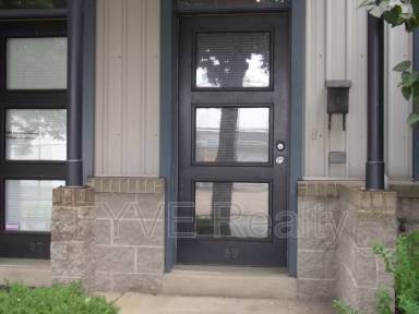 Main picture of 39 S 16th St