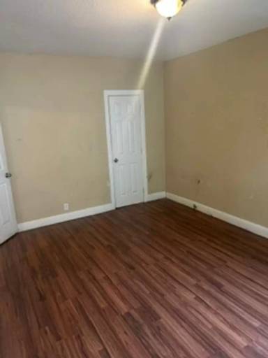 Main picture of 3515 York St