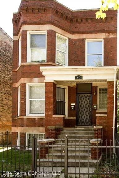 Main picture of 1409 E 72nd St