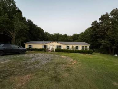 Main picture of 675 County Road 771