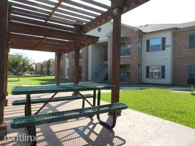 Main picture of Kensington Place Apartments