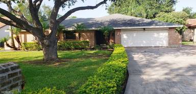 Main picture of 5401 Guava Dr