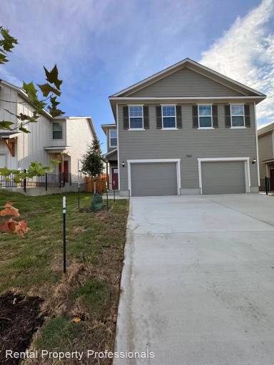 Main picture of 7520 Magnolia Vlg
