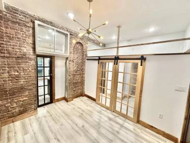 Main picture of 754 Bushwick Ave