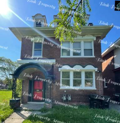 Main picture of 1987 Tuxedo St