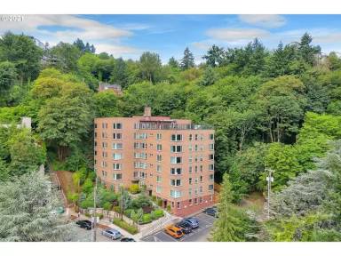 Main picture of Cardinell View Lofts Condominium