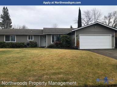 Main picture of 2570 Rosewood St