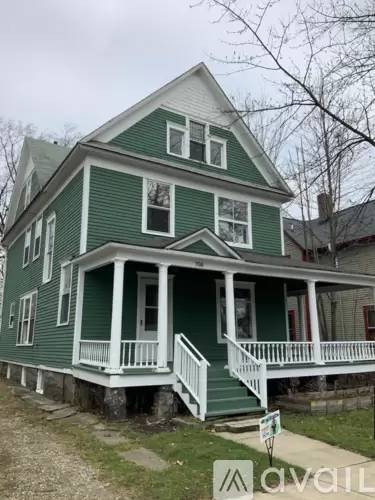 Main picture of 708 W Walnut St