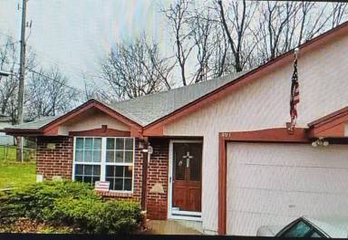 Main picture of 403 SW Joy Ct