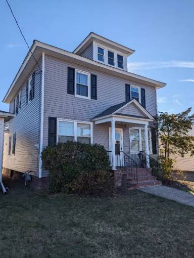 Main picture of 1949 Wyoming Ave