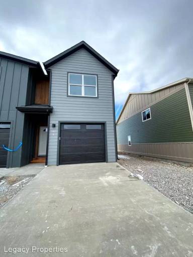 Main picture of 301 13th Street