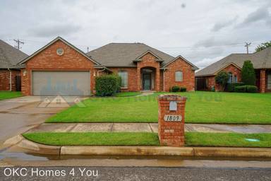 Main picture of 1809 Monterey Pl